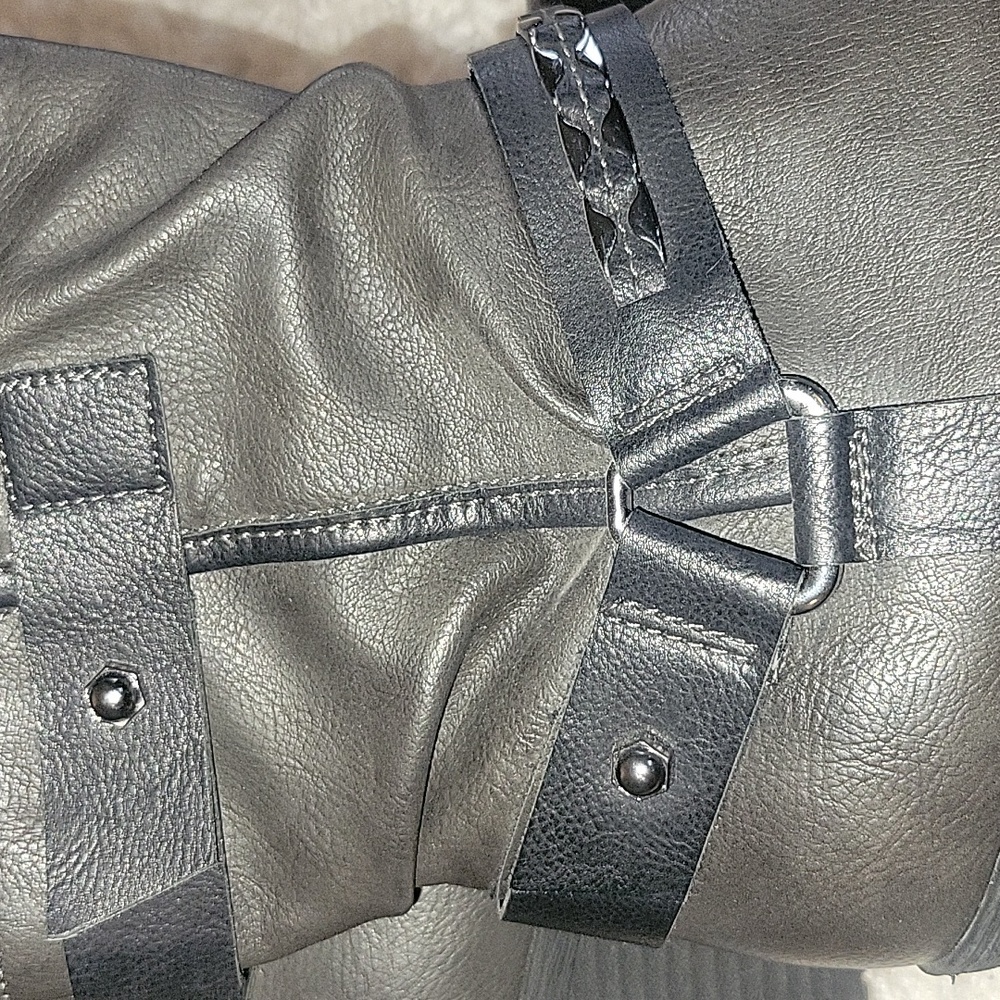 Relativity boots size 9. DARK gray with black staps. - Picture 2 of 8
